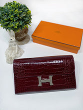 Load image into Gallery viewer, No.04565-Hermes Shiny Alligator  Constance Long Wallet
