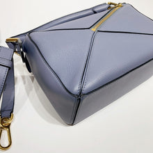 Load image into Gallery viewer, No.4138-Loewe Small Puzzle Bag
