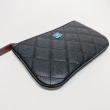 Charger l&#39;image dans la galerie, No.4130-Chanel Caviar Timeless Classic Mini O Case Pouch (Brand New / 全新貨品)

