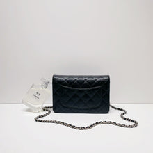 將圖片載入圖庫檢視器 No.4137-Chanel Caviar Timeless Classic Wallet On Chain
