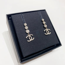 Load image into Gallery viewer, No.4245-Chanel Crystal &amp; Metal Coco Mark Earrings
