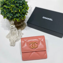 이미지를 갤러리 뷰어에 로드 , No.4148-Chanel 19 Small Wallet
