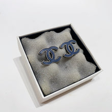 將圖片載入圖庫檢視器 No.4153-Chanel Metal &amp; Leather Coco Mark Earrings
