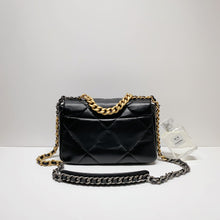Load image into Gallery viewer, No.4171-Chanel 19 Small Handbag (Unused / 未使用品)
