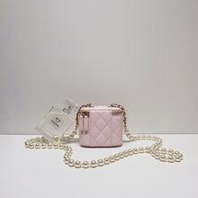 将图片加载到图库查看器，No.4180-Chanel Small Pearl Mood Vanity With Chain (Unused / 未使用品)
