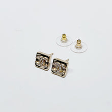 Charger l&#39;image dans la galerie, No.4178-Chanel Metal &amp; Crystal Square Coco Mark Earrings
