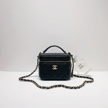 이미지를 갤러리 뷰어에 로드 , No.4187-Chanel Timeless Classic Small Vanity Case
