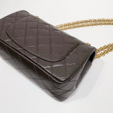 Charger l&#39;image dans la galerie, No.4188-Chanel Mini Reissue 2.55 Flap Bag (Brand New / 全新貨品)
