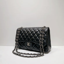 이미지를 갤러리 뷰어에 로드 , No.4191-Chanel Lambskin Classic Jumbo Double Flap Bag

