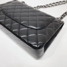 Load image into Gallery viewer, No.4191-Chanel Lambskin Classic Jumbo Double Flap Bag
