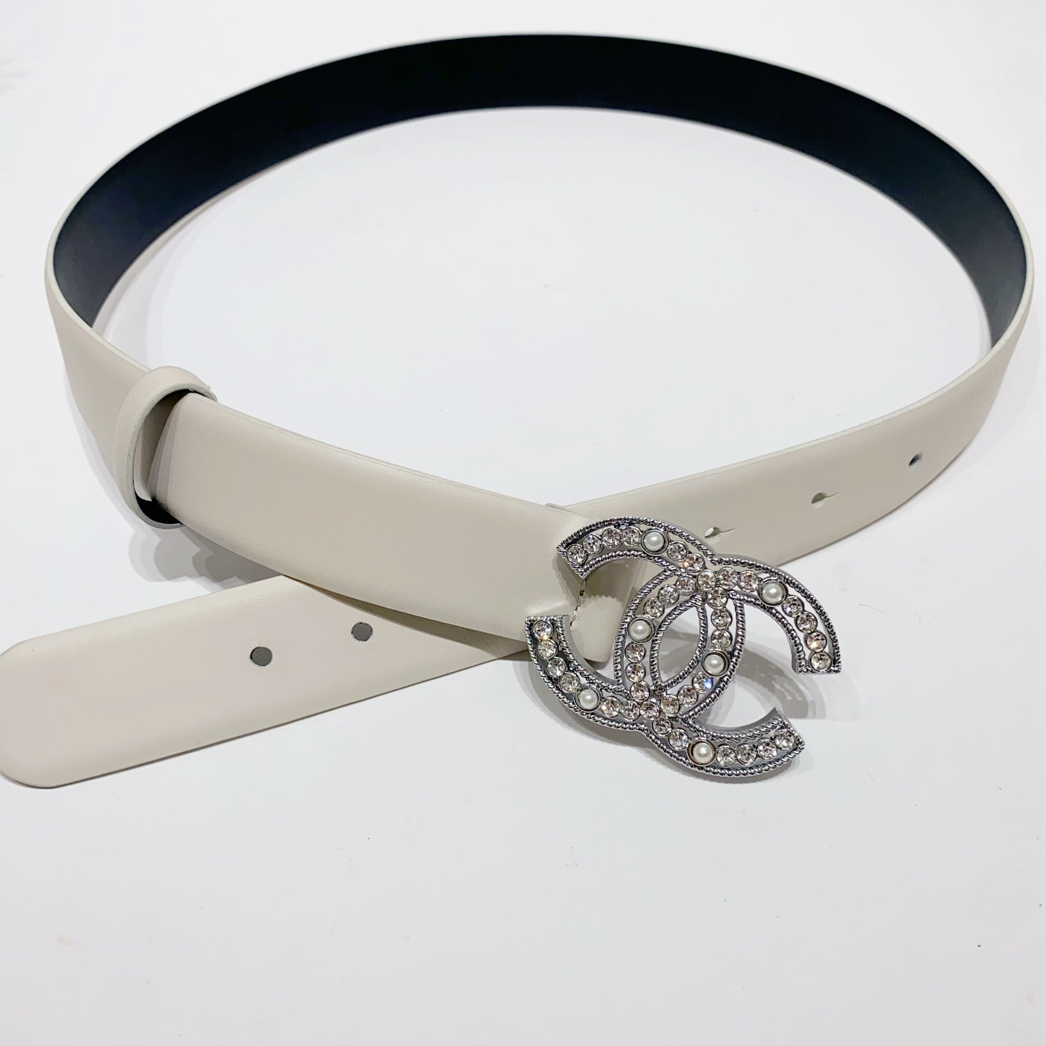Crystal Pearl Leather Coco Mark Belt – Gallery Luxe