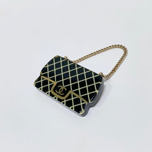 이미지를 갤러리 뷰어에 로드 , No.4197-Chanel Acrylic Bag Charm Brooch
