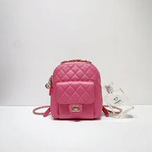 Load image into Gallery viewer, No.3992-Chanel Caviar CC Day Backpack
