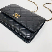 將圖片載入圖庫檢視器 No.4206-Chanel Trendy CC Wallet On Chain
