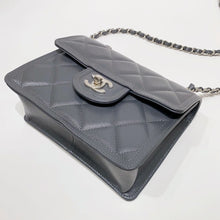 이미지를 갤러리 뷰어에 로드 , No.4228-Chanel Caviar Sweet Classic Mini Flap Bag (Brand New / 全新貨品)

