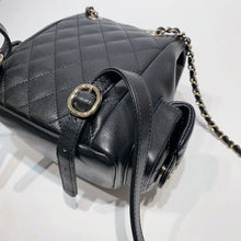 Charger l&#39;image dans la galerie, No.001650-2-Chanel Small Pocket Pack Backpack
