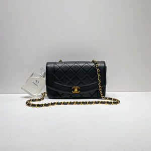 No.4295-Chanel Vintage Lambskin Diana Bag 22cm&nbsp;