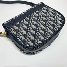 Load image into Gallery viewer, No.4296-Dior Medium Bobby Bag
