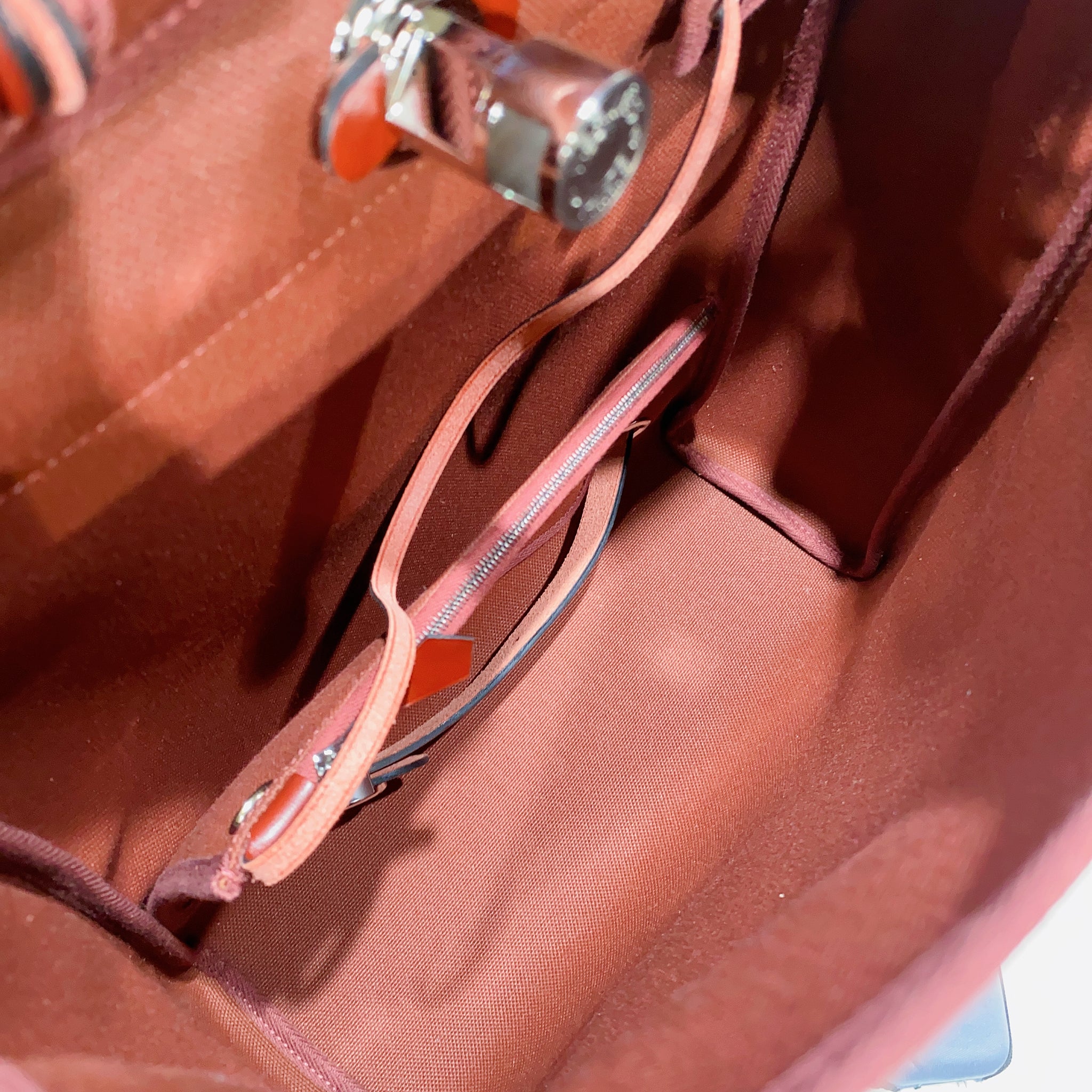 No.3142-Hermes Herbag A Dos Zip Retourne Tilt Backpack (Brand New / 全新–  Gallery Luxe