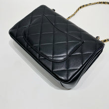 이미지를 갤러리 뷰어에 로드 , No.4301-Chanel Paris Monaco Mini Flap Bag
