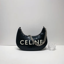 画像をギャラリービューアに読み込む, No.4376-Celine Medium Ava Chain Hobo Bag
