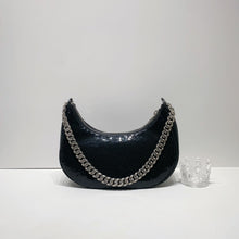 画像をギャラリービューアに読み込む, No.4376-Celine Medium Ava Chain Hobo Bag
