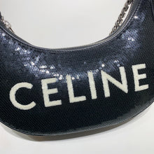 画像をギャラリービューアに読み込む, No.4376-Celine Medium Ava Chain Hobo Bag
