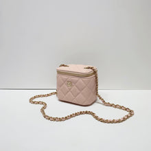 Load image into Gallery viewer, No.001685-Chanel Caviar Mini Vanity With Classic Chain (Unused / 未使用品)
