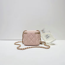 Load image into Gallery viewer, No.001685-Chanel Caviar Mini Vanity With Classic Chain (Unused / 未使用品)
