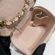 Load image into Gallery viewer, No.001685-Chanel Caviar Mini Vanity With Classic Chain (Unused / 未使用品)
