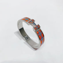 Charger l&#39;image dans la galerie, No.4380-Hermes Clic H Tartan Bracelet PM
