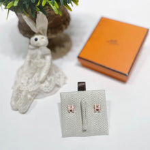 Load image into Gallery viewer, No.4224-Hermes Mini Pop H Earrings (Brand New / 全新貨品)
