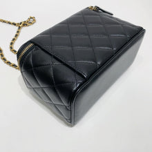 Load image into Gallery viewer, No.001695-2-Chanel Timeless Classic Handle Vanity Case (Brand New / 全新貨品)
