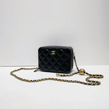 将图片加载到图库查看器，No.4409-Chanel Pearl Crush Camera Bag (Unused / 未使用品)
