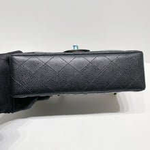 Charger l&#39;image dans la galerie, No.001695-4-Chanel Caviar Small Classic Flap 23cm (Brand New / 全新貨品)
