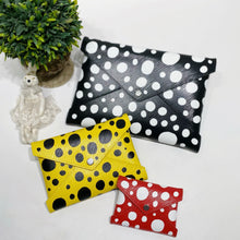 Load image into Gallery viewer, No.4412- Louis Vuitton x Yayoi Kusama Infinity Dots Kirigami Pochette (Unused / 未使用品)
