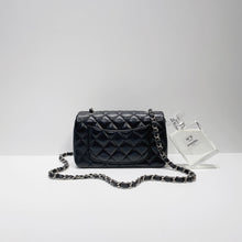 이미지를 갤러리 뷰어에 로드 , No.3859-Chanel Lambskin Rectangular Classic Flap Mini 20cm
