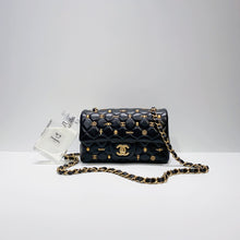 画像をギャラリービューアに読み込む, No.3862-Chanel Rectangular Lucky Charms Classic Flap Mini 20cm
