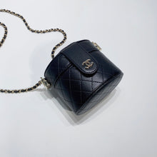 Load image into Gallery viewer, No.3864-Chanel Small CC Allure Vanity With Chain
