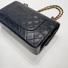 Load image into Gallery viewer, No.3861-Chanel Vintage Lambskin Classic Flap 25cm
