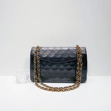 画像をギャラリービューアに読み込む, No.3876-Chanel Vintage Lambskin Classic Flap Bag
