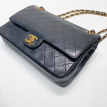 将图片加载到图库查看器，No.3876-Chanel Vintage Lambskin Classic Flap Bag
