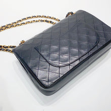 将图片加载到图库查看器，No.3876-Chanel Vintage Lambskin Classic Flap Bag
