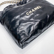 Load image into Gallery viewer, No.3951-Chanel 22 Medium Tote Bag (Brand New / 全新)
