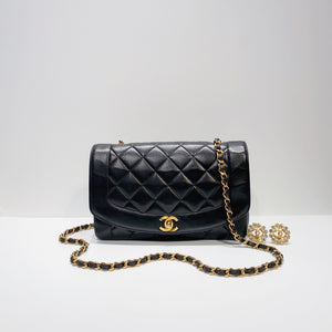 No.2539-Chanel Vintage Lambskin Diana Bag 25cm