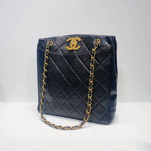 No.3899-Chanel Vintage CC Turn-Lock Shoulder Bag