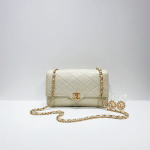 No.3903-Chanel Vintage Lambskin Envelope Flap Bag