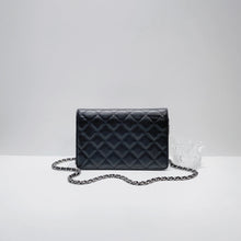 이미지를 갤러리 뷰어에 로드 , No.001550-2-Chanel Cambon Wallet On Chain
