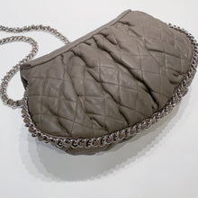 将图片加载到图库查看器，No.4126-Chanel Large Chain Around Flap Bag
