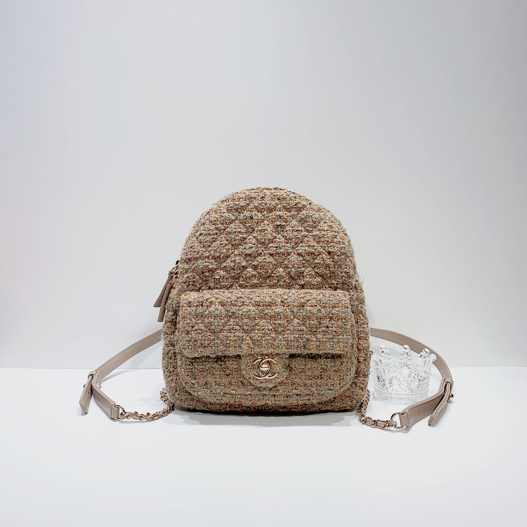 No.3924-Chanel Tweed Back In Town Backpack
